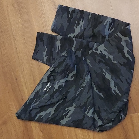 Camouflage Leggings - Picture 4 of 4